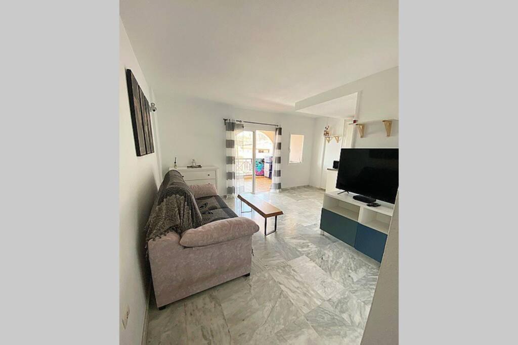 Dinastia De La Reina Apartment Арона Екстериор снимка